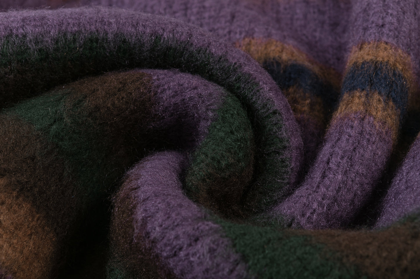 Node_Static Stripe Mohair Hoodies