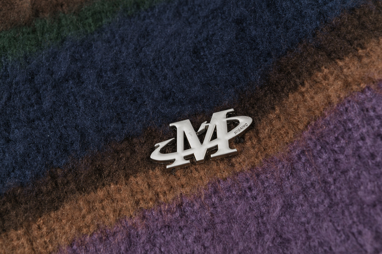 Node_Static Stripe Mohair Hoodies
